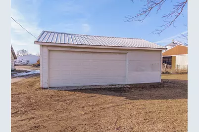 207 E Maple Street, Chatsworth, IL 60921 - Photo 28