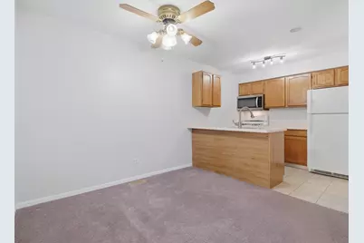 523 Bridle Trail, Wheeling, IL 60090 - Photo 8