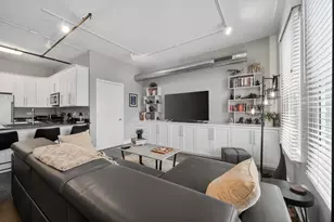 332 River St, Lemont, IL 60439 - Photo 4