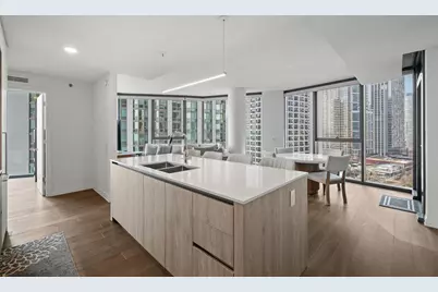 211 N Harbor Drive #1401, Chicago, IL 60601 - Photo 4