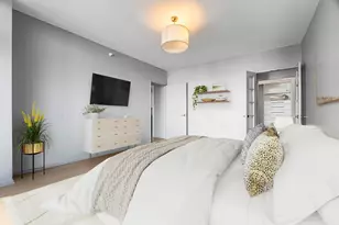 21 W Chestnut St, Chicago, IL 60610 - Photo 8