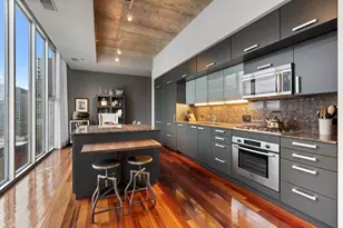 550 N St Clair St, Chicago, IL 60611 - Photo 8