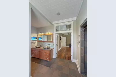 1121 Lawn Place, Freeport, IL 61032 - Photo 34