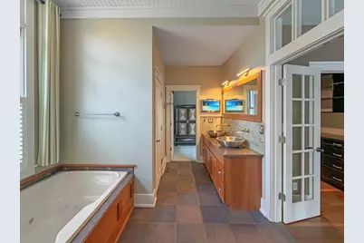 1121 Lawn Place, Freeport, IL 61032 - Photo 38