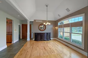 1121 Lawn Pl, Freeport, IL 61032 - Photo 26