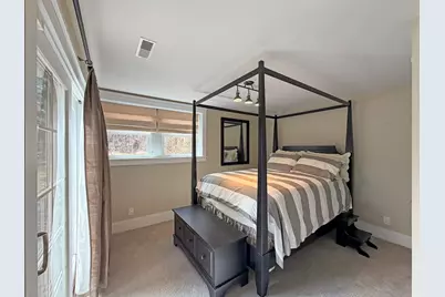 1121 Lawn Place, Freeport, IL 61032 - Photo 44