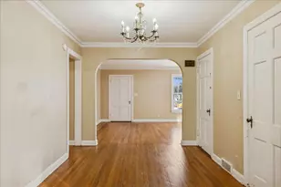 78 S Edison Ave, Elgin, IL 60123 - Photo 8