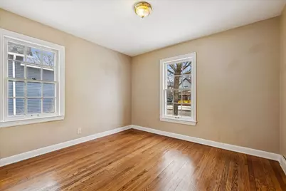 78 S Edison Avenue, Elgin, IL 60123 - Photo 4