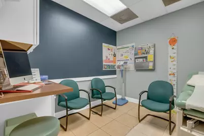 8301 Skokie Boulevard, Skokie, IL 60077 - Photo 30