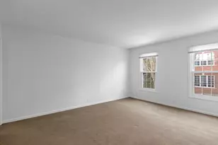 520 Shorely Dr, Barrington, IL 60010 - Photo 8