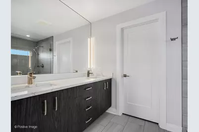 5881 N Central Avenue, Chicago, IL 60646 - Photo 18