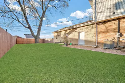 7435 W 74th Street, Bridgeview, IL 60455 - Photo 28
