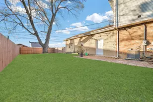 7435 W 74th St, Bridgeview, IL 60455 - Photo 28