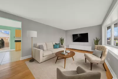 7435 W 74th Street, Bridgeview, IL 60455 - Photo 2