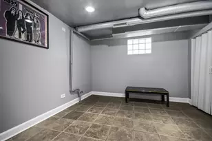 5238 S Springfield Ave, Chicago, IL 60632 - Photo 16