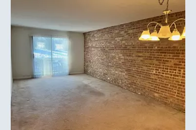 [Address not provided], Barrington, IL 60010 - Photo 4