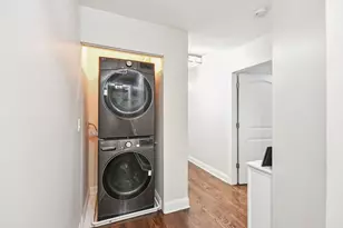 3815 N Kedzie Ave, Chicago, IL 60618 - Photo 22