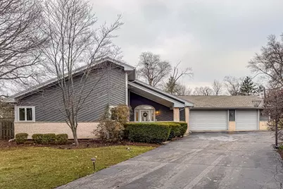 16373 W Menna Lane, Lincolnshire, IL 60069 - Photo 1