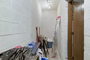 15713 Old Orchard Ct, Orland Park, IL 60462 - Photo 18