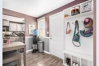 315 North Avenue, Sycamore, IL 60178 - Photo 2