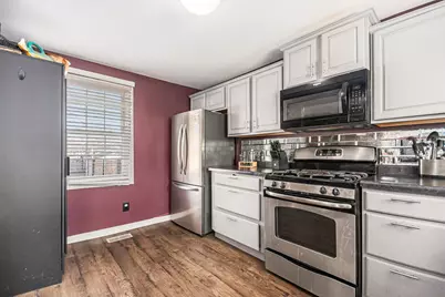 315 North Avenue, Sycamore, IL 60178 - Photo 6