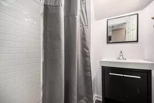 315 North Ave, Sycamore, IL 60178 - Photo 10