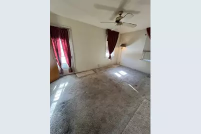 2849 W Pratt Boulevard, Chicago, IL 60645 - Photo 12
