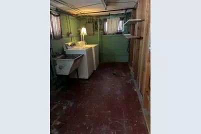 2849 W Pratt Boulevard, Chicago, IL 60645 - Photo 16