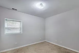 5726 N Kenmore Ave, Chicago, IL 60660 - Photo 8