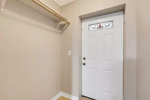 5726 N Kenmore Ave, Chicago, IL 60660 - Photo 10