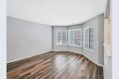 249 W Whispering Oaks Lane, Round Lake, IL 60073 - Photo 4