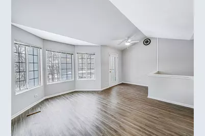 249 W Whispering Oaks Lane, Round Lake, IL 60073 - Photo 12