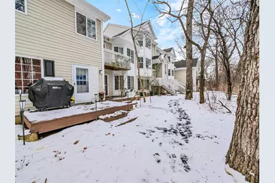 249 W Whispering Oaks Lane, Round Lake, IL 60073 - Photo 2