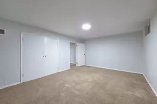 29 E Lake Shore Dr, Round Lake Park, IL 60073 - Photo 32