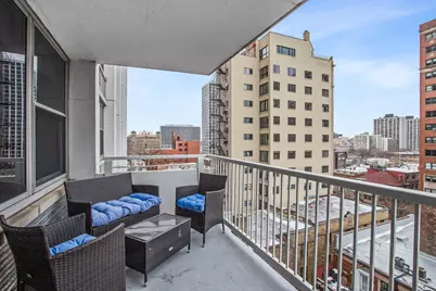 4250 N Marine Drive #922, Chicago, IL 60613 - Photo 4