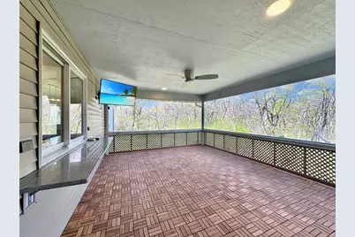 1669 Barberry Circle, Freeport, IL 61032 - Photo 24