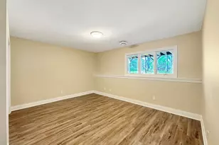 1669 Barberry Cir, Freeport, IL 61032 - Photo 48