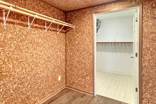 1669 Barberry Cir, Freeport, IL 61032 - Photo 44