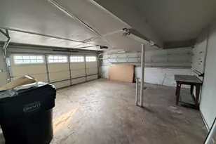 1200 Glen Ln, Hoffman Estates, IL 60169 - Photo 10