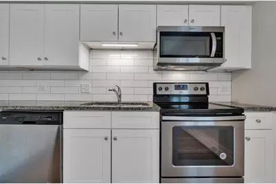 42 S Waiola Avenue #02, La Grange, IL 60525 - Photo 2