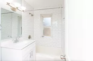 227 Custer Ave, Evanston, IL 60202 - Photo 4