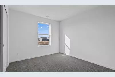 991 Sapphire Lane, Montgomery, IL 60538 - Photo 32