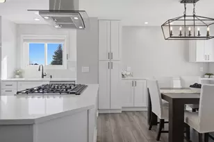 396 Nantucket Ct, Bartlett, IL 60103 - Photo 6