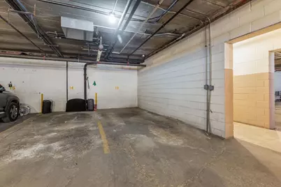 [Address not provided], Des Plaines, IL 60016 - Photo 16