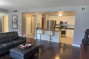 875 E 22nd St, Lombard, IL 60148 - Photo 10