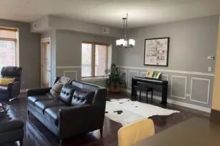 875 E 22nd St, Lombard, IL 60148 - Photo 14