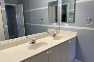 875 E 22nd St, Lombard, IL 60148 - Photo 32