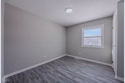 6967 Hemlock Street, Hanover Park, IL 60133 - Photo 12