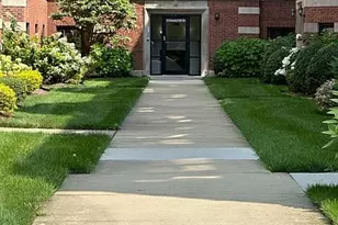 6851 S Crandon Ave, Chicago, IL 60649 - Photo 1