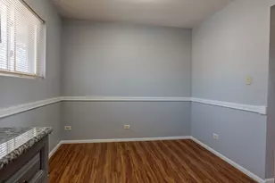 71 Cambridge Ln, Glendale Heights, IL 60139 - Photo 6